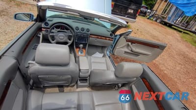 Zdjęcie 9 z 10 samochodu: 2005 AUDI A4 QUATTRO CABRIOLET VIN:WAUDT48H85K010875 - miniatura