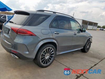 Trzecie zdjęcie samochodu z tyłu: 2021 MERCEDES-BENZ GLE 350 VIN:4JGFB4JB8MA490615 - miniatura