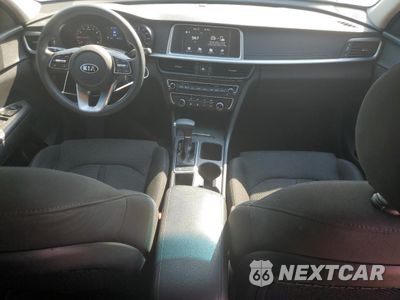 Zdjęcie 8 z 14 samochodu: 2020 KIA OPTIMA LX VIN:5XXGT4L32LG392131 - miniatura