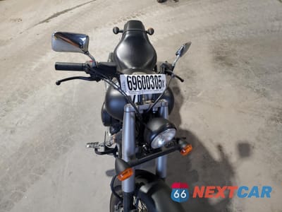 Piąte zdjęcie samochodu w środku: 2012 HONDA VT750 C2B VIN:JH2RC5373CK200214 - miniatura