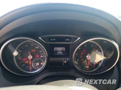 Zdjęcie 9 z 12 samochodu: 2019 MERCEDES-BENZ CLA 250 VIN:WDDSJ4EB3KN767716 - miniatura