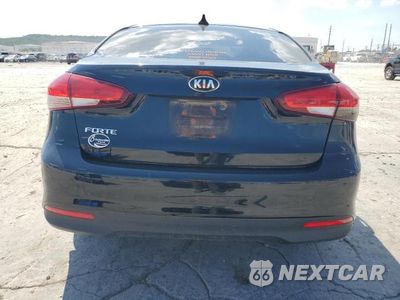 Zdjęcie 6 z 13 samochodu: 2017 KIA FORTE LX VIN:3KPFK4A78HE115746 - miniatura