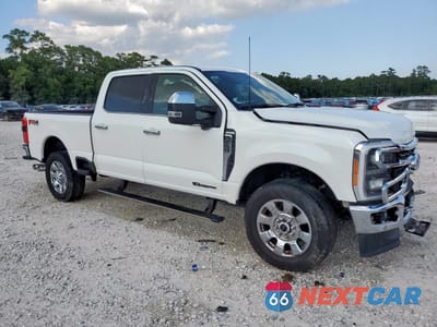 Czwarte zdjęcie samochodu z boku: 2023 FORD F250 SUPER DUTY VIN:1FT8W2BT5PED19976 - miniatura