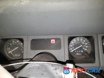 Zdjęcie 9 z 13 samochodu: 1989 JEEP WRANGLER / YJ VIN:2J4FY19E1KJ169856 - miniatura