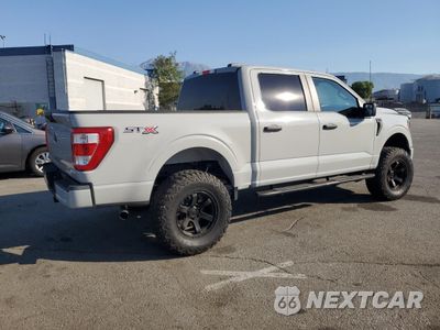 Trzecie zdjęcie samochodu z tyłu: 2023 FORD F150 SUPERCREW VIN:1FTEW1CP9PKD21178 - miniatura
