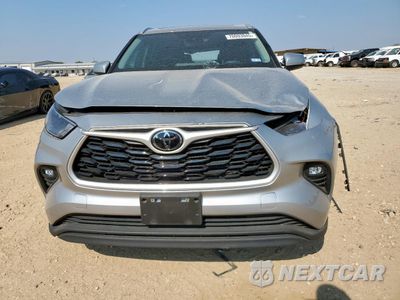 Piąte zdjęcie samochodu w środku: 2023 TOYOTA HIGHLANDER L VIN:5TDKDRAH1PS032646 - miniatura
