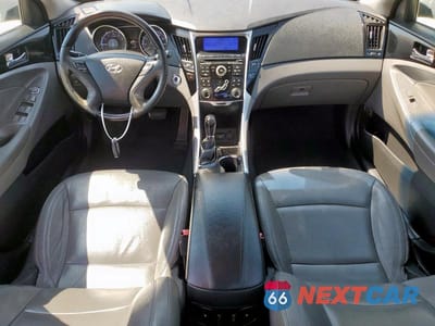 Zdjęcie 8 z 12 samochodu: 2011 HYUNDAI SONATA LIMITED VIN:5NPEC4AC6BH264570 - miniatura