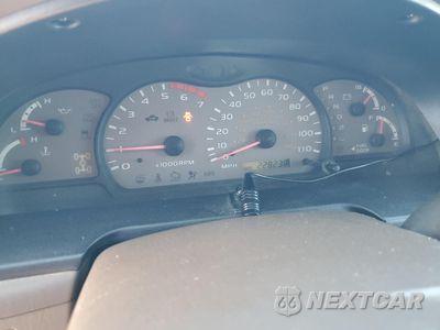 Zdjęcie 9 z 13 samochodu: 2001 TOYOTA SEQUOIA SR5 VIN:5TDBT44A71S014745 - miniatura