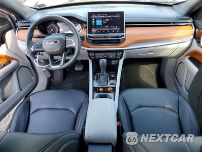 Zdjęcie 8 z 13 samochodu: 2024 JEEP COMPASS LIMITED VIN:3C4NJDCN1RT587746 - miniatura