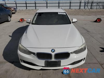 Piąte zdjęcie samochodu w środku: 2013 BMW 328 I SULEV VIN:WBA3C1G50DNR45189 - miniatura