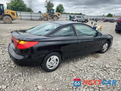 Trzecie zdjęcie samochodu z tyłu: 2002 SATURN SC1 VIN:1G8ZP12872Z214777 - miniatura