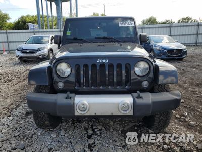 Piąte zdjęcie samochodu w środku: 2014 JEEP WRANGLER UNLIMITED SAHARA VIN:1C4HJWEG4EL272890 - miniatura
