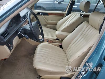 Zdjęcie 7 z 12 samochodu: 1992 MERCEDES-BENZ 300 E 2.6 VIN:WDBEA26D6NB615431 - miniatura
