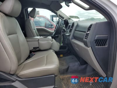 Zdjęcie 10 z 12 samochodu: 2021 FORD F550 SUPER DUTY VIN:1FDUF5HN1MDA05408 - miniatura