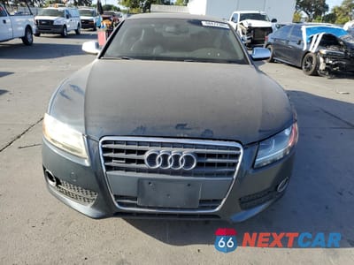 Piąte zdjęcie samochodu w środku: 2011 AUDI S5 PRESTIGE VIN:WAUVVAFR1BA060642 - miniatura