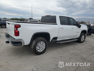Trzecie zdjęcie samochodu z tyłu: 2022 CHEVROLET SILVERADO K2500 HEAVY DUTY LT VIN:1GC1YNEY0NF349656 - miniatura