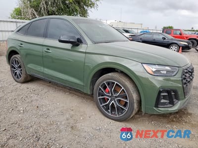 Czwarte zdjęcie samochodu z boku: 2023 AUDI SQ5 SPORTBACK PREMIUM PLUS VIN:WA124AFY4P2108307 - miniatura