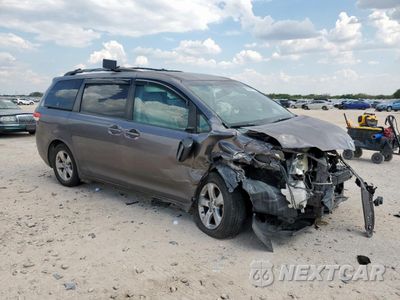 Czwarte zdjęcie samochodu z boku: 2011 TOYOTA SIENNA LE VIN:5TDKK3DC6BS116246 - miniatura