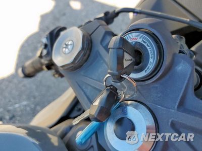 Zdjęcie 8 z 10 samochodu: 2019 KAWASAKI ZX636 K VIN:JKBZXJG14KA001520 - miniatura