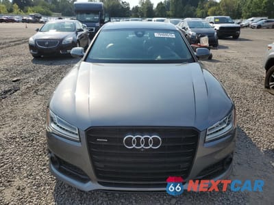 Piąte zdjęcie samochodu w środku: 2017 AUDI A8 L QUATTRO VIN:WAU44AFD2HN018615 - miniatura