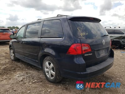 Drugie zdjęcie samochodu z przodu: 2011 VOLKSWAGEN ROUTAN SE VIN:2V4RW3DG3BR622167 - miniatura