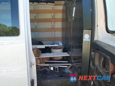 Zdjęcie 11 z 13 samochodu: 2023 GMC SAVANA G2500 VIN:1GTW7AFPXP1216314 - miniatura