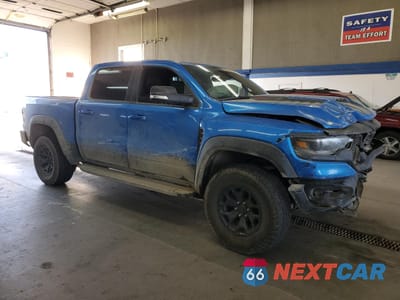 Czwarte zdjęcie samochodu z boku: 2022 RAM 1500 TRX VIN:1C6SRFU9XNN319062 - miniatura