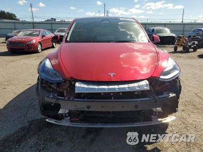 Piąte zdjęcie samochodu w środku: 2024 TESLA MODEL Y VIN:7SAYGDEEXRA280762 - miniatura