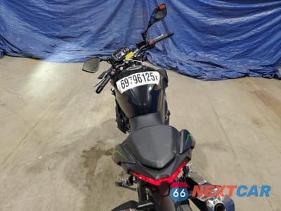 Zdjęcie 6 z 10 samochodu: 2024 KAWASAKI ER500 VIN:ML5ERGE13RDA18582 - miniatura