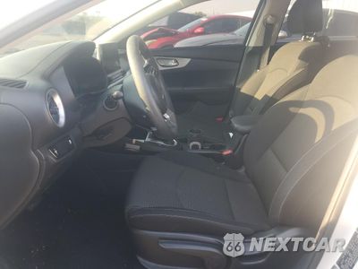 Zdjęcie 7 z 12 samochodu: 2023 KIA FORTE LX VIN:3KPF24AD0PE624752 - miniatura
