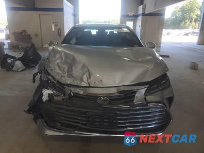 Piąte zdjęcie samochodu w środku: 2022 TOYOTA AVALON LIMITED VIN:4T1DZ1FB6NU072175 - miniatura