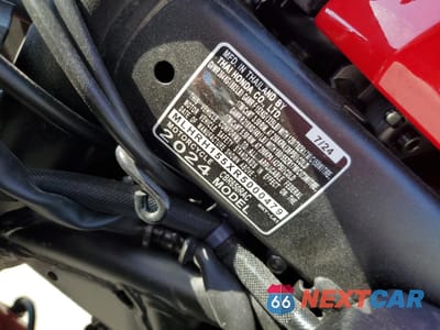 Zdjęcie 8 z 9 samochodu: 2024 HONDA CBR650 R VIN:MLHRH155XR5000479 - miniatura