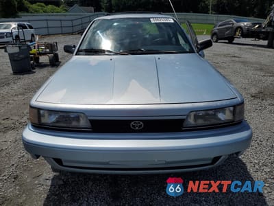 Piąte zdjęcie samochodu w środku: 1991 TOYOTA CAMRY DLX VIN:JT2SV21W9M0379281 - miniatura