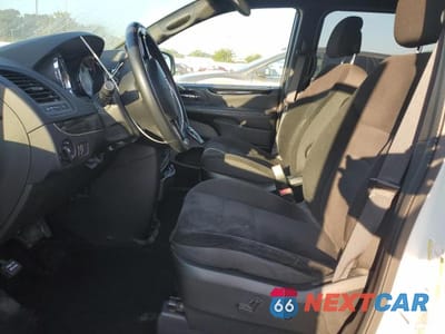 Zdjęcie 7 z 13 samochodu: 2018 DODGE GRAND CARAVAN SE VIN:2C4RDGBGXJR259617 - miniatura