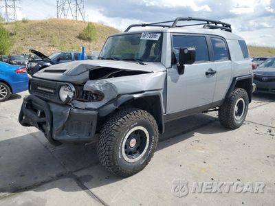 2013 TOYOTA FJ CRUISER JTEBU4BF2DK158898 - główne zdjęcie licytacji z USA - miniatura