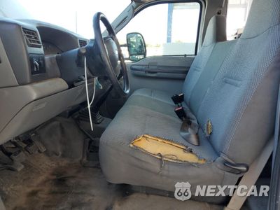 Zdjęcie 7 z 14 samochodu: 2003 FORD F250 SUPER DUTY VIN:1FTNF21PX3EC92744 - miniatura