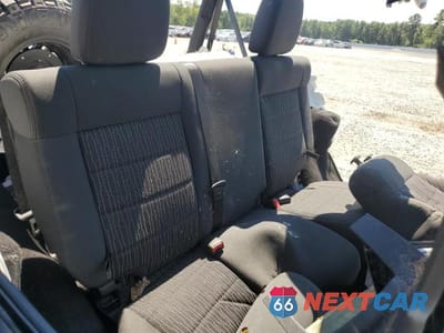 Zdjęcie 11 z 14 samochodu: 2012 JEEP WRANGLER UNLIMITED SAHARA VIN:1C4BJWEG0CL143502 - miniatura