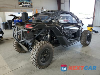 Czwarte zdjęcie samochodu z boku: 2025 CAN-AM MAVERICK X3 X DS TURBO RR VIN:3JBVDAV46SE000075 - miniatura