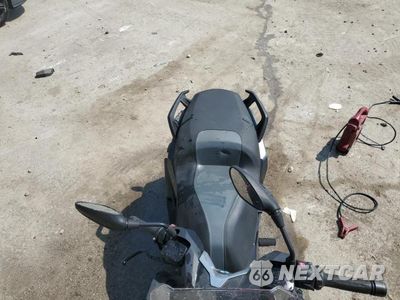 Piąte zdjęcie samochodu w środku: 2019 BMW C 400 X VIN:WB40C1908KS876418 - miniatura