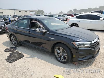 Czwarte zdjęcie samochodu z boku: 2020 VOLKSWAGEN JETTA S VIN:3VWCB7BU0LM005469 - miniatura
