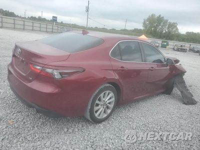 Trzecie zdjęcie samochodu z tyłu: 2022 TOYOTA CAMRY LE VIN:4T1R11AKXNU668927 - miniatura