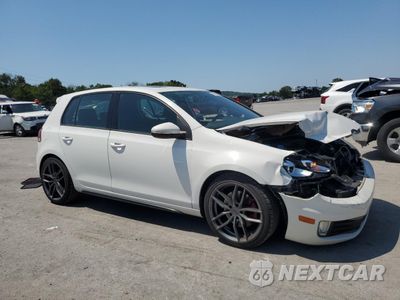 Czwarte zdjęcie samochodu z boku: 2013 VOLKSWAGEN GTI VIN:WVWGD7AJ6DW134730 - miniatura