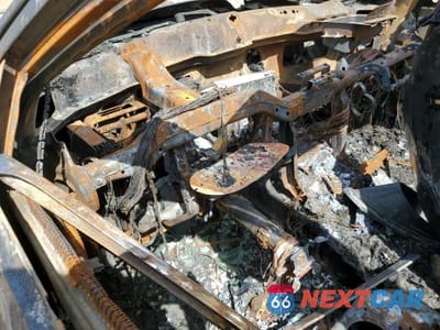 Zdjęcie 9 z 11 samochodu: 2021 CHRYSLER 300 S VIN:2C3CCABT5MH515888 - miniatura