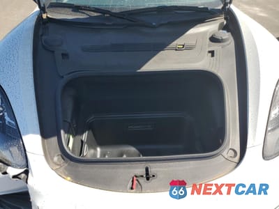 Zdjęcie 11 z 12 samochodu: 2018 PORSCHE CAYMAN VIN:WP0AA2A87JK260774 - miniatura