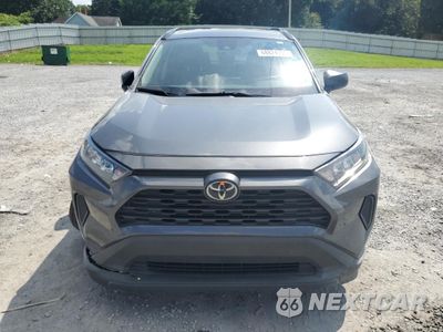 Piąte zdjęcie samochodu w środku: 2020 TOYOTA RAV4 LE VIN:2T3H1RFV1LC070678 - miniatura
