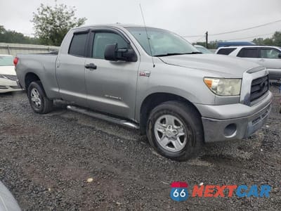 Czwarte zdjęcie samochodu z boku: 2008 TOYOTA TUNDRA DOUBLE CAB VIN:5TBBV54158S507133 - miniatura