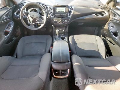 Zdjęcie 8 z 13 samochodu: 2018 CHEVROLET MALIBU LT VIN:1G1ZD5ST2JF219808 - miniatura
