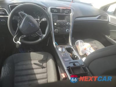 Zdjęcie 8 z 12 samochodu: 2017 FORD FUSION SE VIN:3FA6P0H7XHR164610 - miniatura