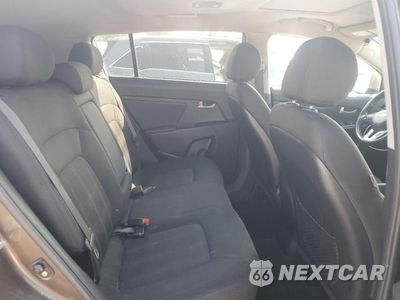 Zdjęcie 10 z 12 samochodu: 2012 KIA SPORTAGE LX VIN:KNDPB3A28C7338199 - miniatura