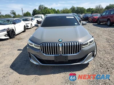 Piąte zdjęcie samochodu w środku: 2022 BMW 740 XI VIN:WBA7T4C00NCH62629 - miniatura